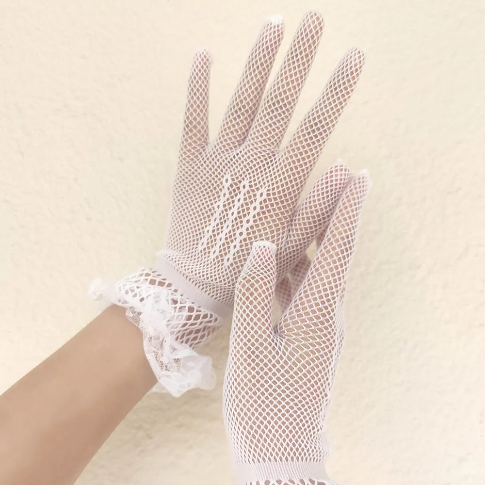 Puffy-Cuffed Lace Gloves