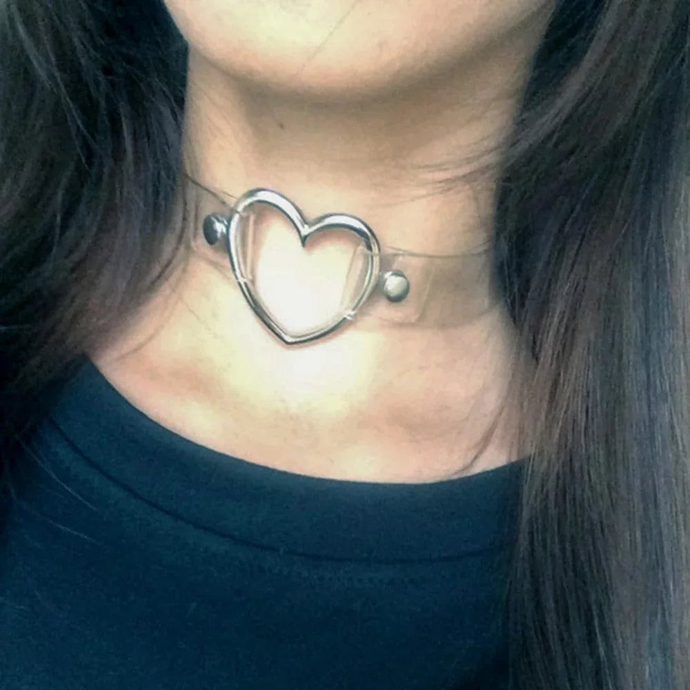 Vintage Fashion Sexy Heart Charm Gothic Collar Necklace Gothic Heart Lock Harajuku Women Gift Black Leather Punk Choker Necklace
